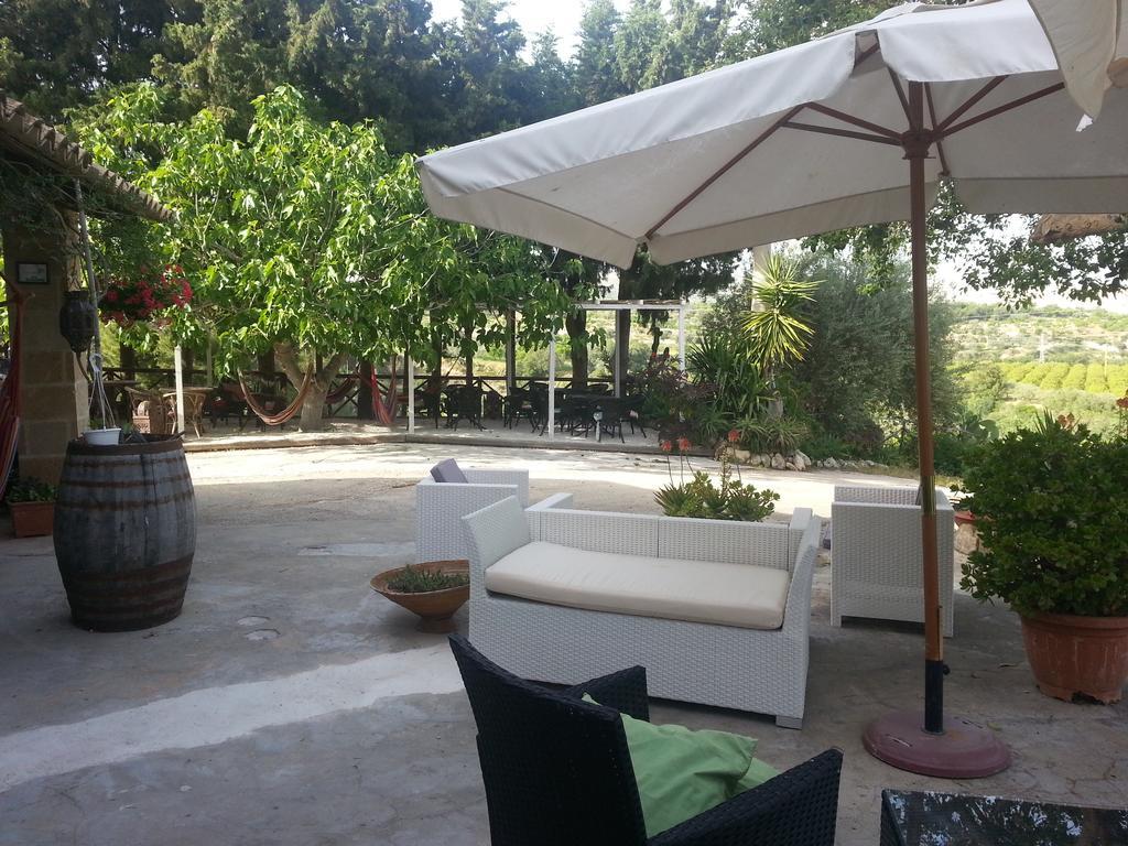 A Lumia Villa Noto Exteriör bild