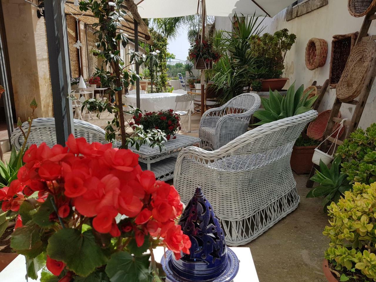 A Lumia Villa Noto Exteriör bild